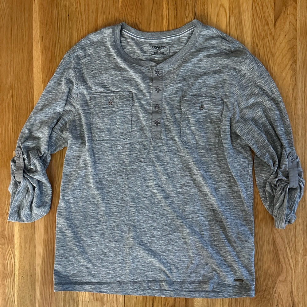 Express Gray 3/4 Top